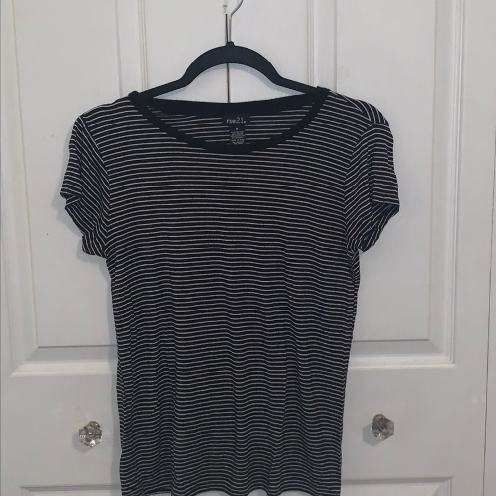 Black and White striped basic t-shirt